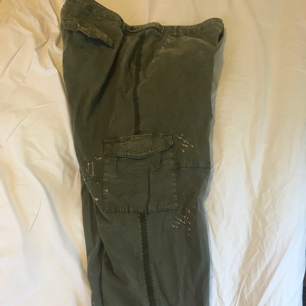 Ankle Cargo Pants